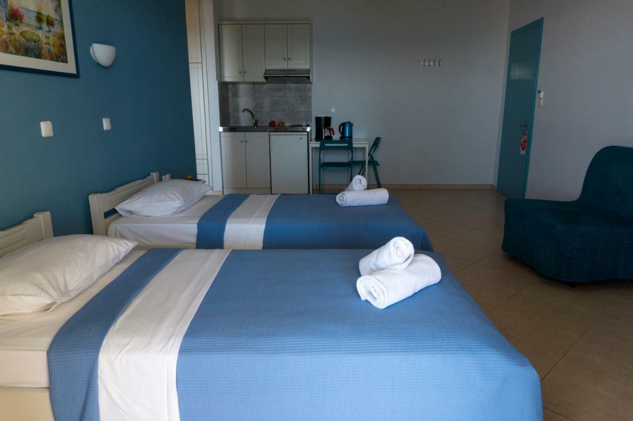 Hotel Loukas Vrachos Paralia Vrachou Eksteriør billede