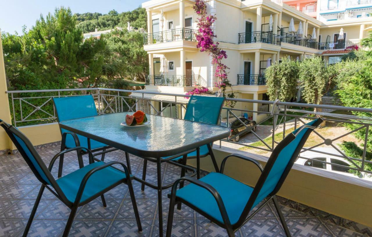 Hotel Loukas Vrachos Paralia Vrachou Eksteriør billede